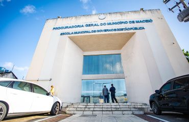 Contribuintes podem regularizar dívidas municipais com descontos até a próxima quinta(28)