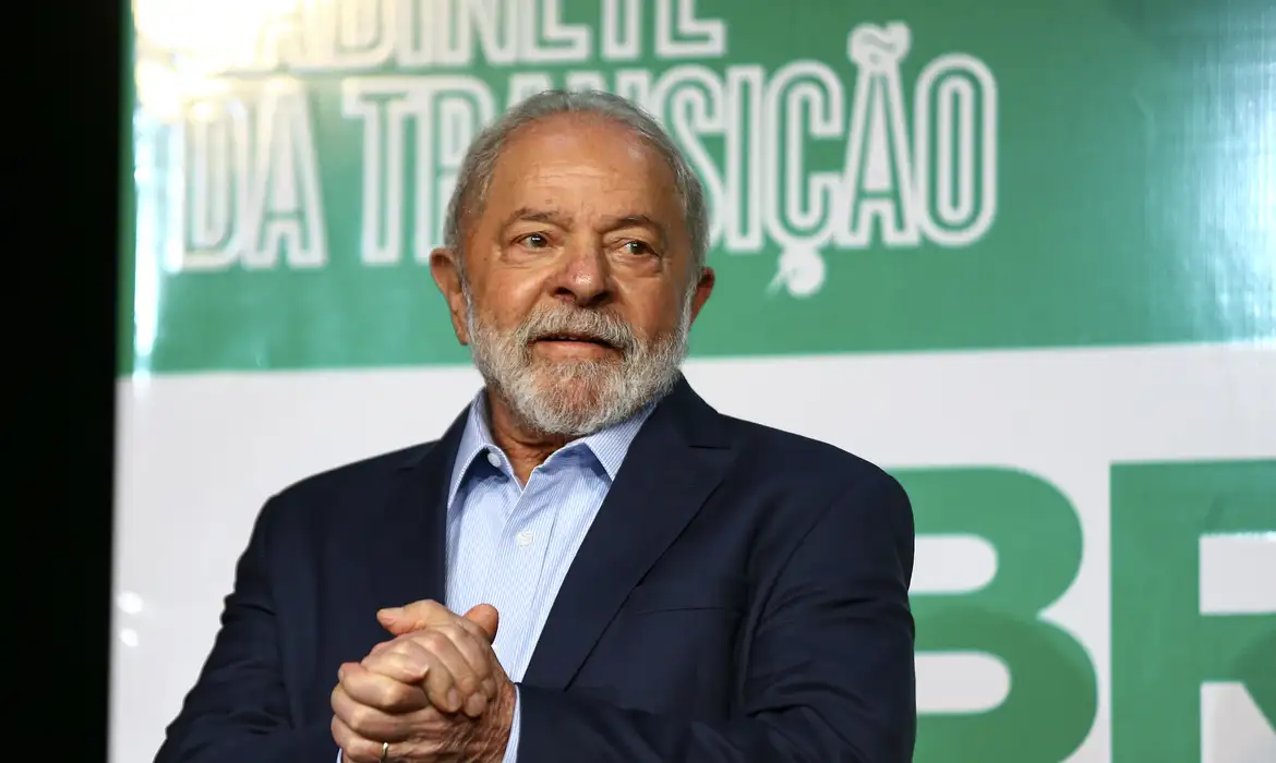 Lula mantém avaliação estável com 38% de aprovação, diz Datafolha