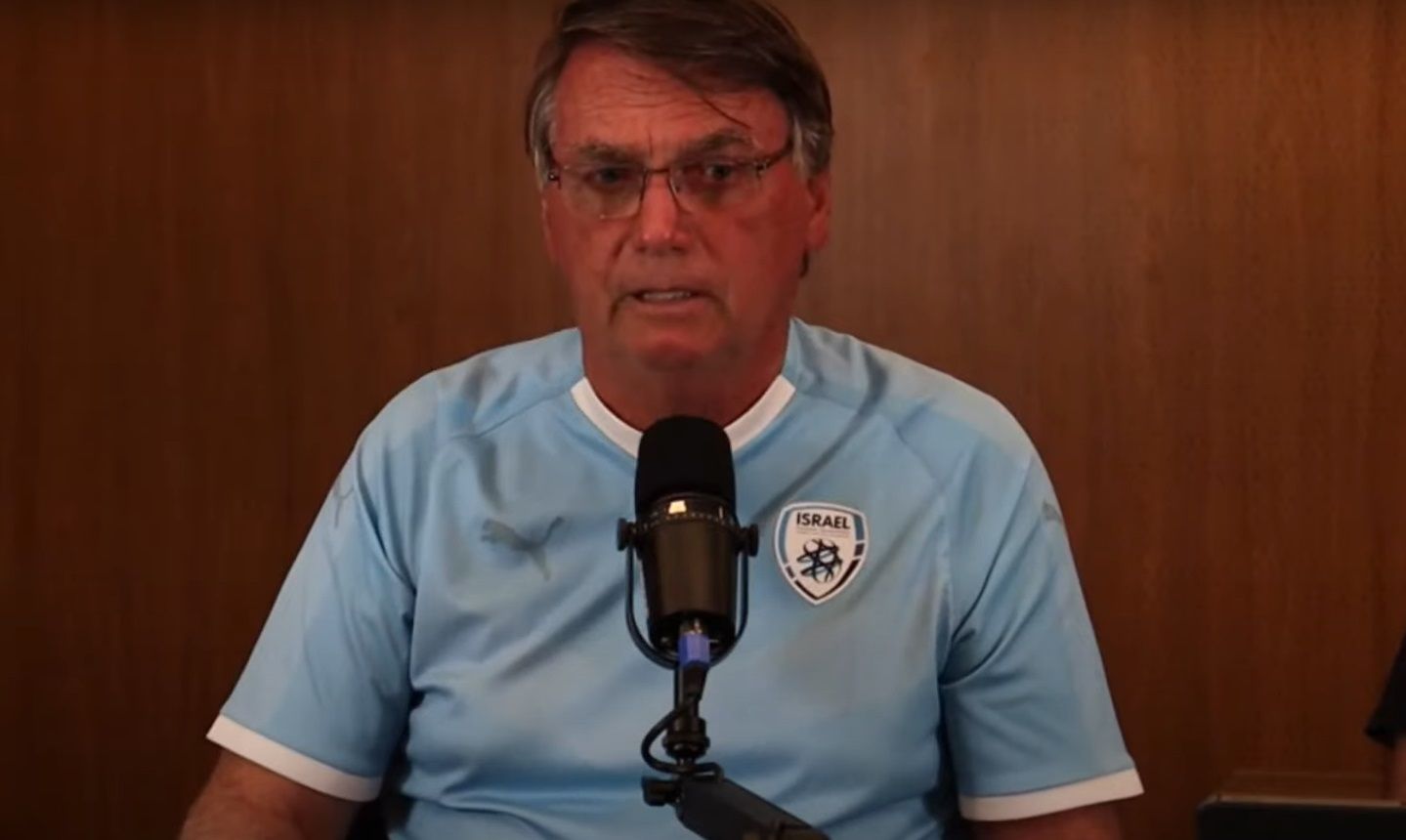 Bolsonaro lança cartilha para candidatos e reforça polarização com Lula na eleição municipal