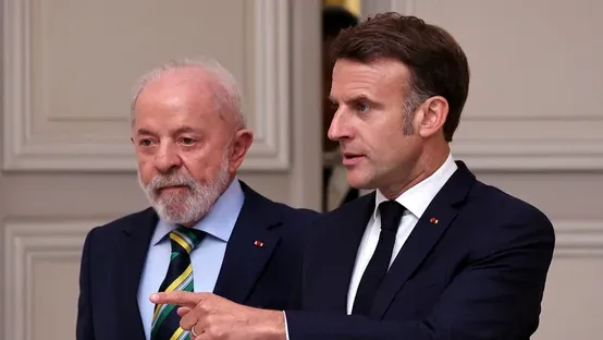 Lula pede que Macron “abra seu coração” para acordo com Mercosul