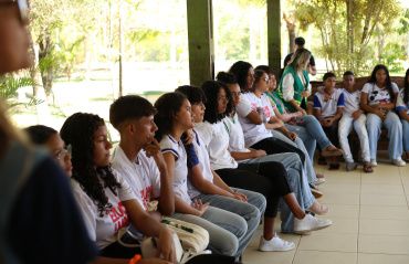 Alunos do município assistem aula sobre sustentabilidade no Aterro Sanitário
