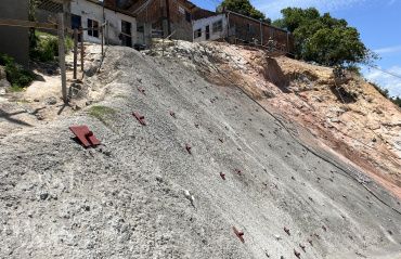 Contenção na encosta Marquês de Abrantes renova esperança de moradores