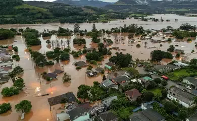 Saúde envia profissionais, medicamentos e insumos ao RS
