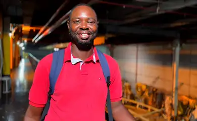 Homem que levou chicotadas no Rio em 2023 será João Cândido na Sapucaí