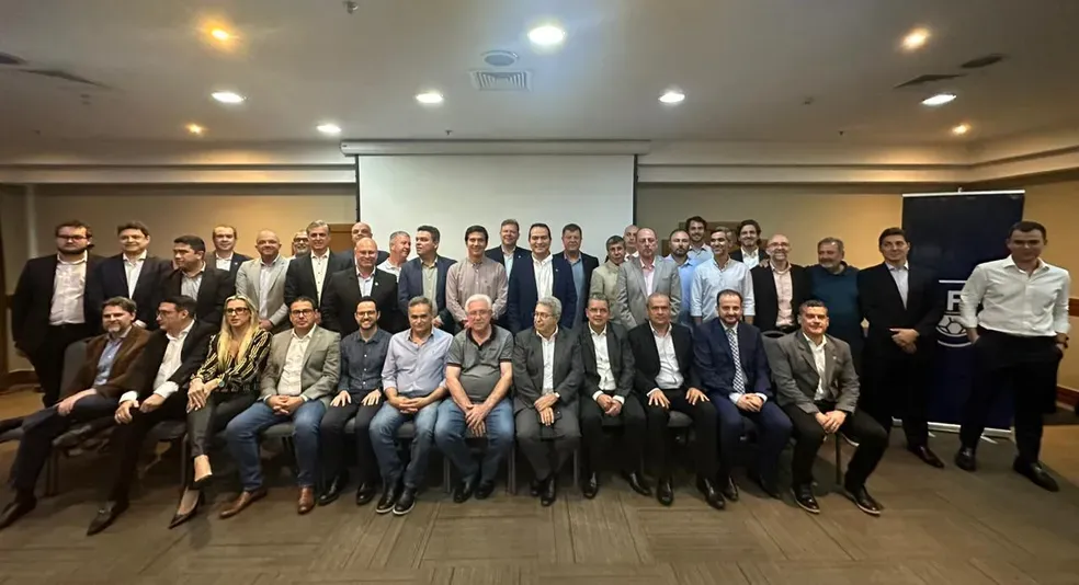 CSA deve receber cerca de R$ 6 milhões da Liga Forte, e Cristiano Beltrão agradece apoio de presidente do CRB