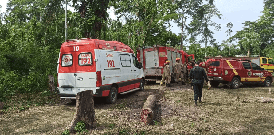 Avião executivo cai em Rio Branco, no Acre; Copom fala em 12 vítimas fatais