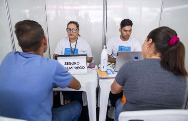 Emprega Maceió atende mais de mil pessoas na segunda edição no Benedito Bentes