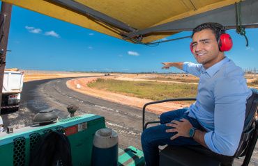 JHC anuncia 2ª etapa da pavimentação da Avenida Marília Mendonça e destaca desenvolvimento da parte alta de Maceió