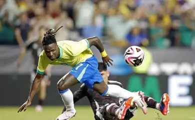 Brasil enfrenta EUA em último teste para a Copa América