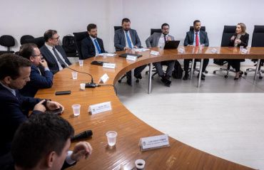 Prefeitura de Maceió recebe representantes da Advocacia Geral da União