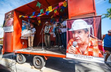 Defensor do forró alagoano, José Lessa é homenageado no Palco Móvel, na rua aberta da Ponta Verde