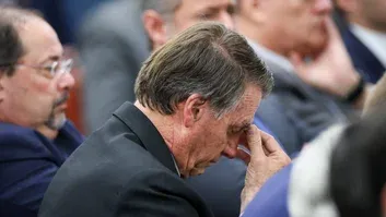 De ‘durmo bem’ a ‘vou morrer’, Bolsonaro mudou algumas vezes discurso sobre prisão