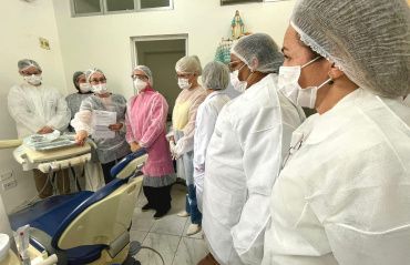 Saúde promove atualização sobre restauração atraumática para dentistas de Maceió