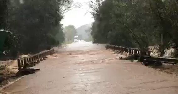 RS: passagem de ciclone deixa quatro mortos e centenas de desalojados