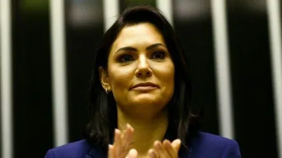 Michelle Bolsonaro escreve carta pública e pede para Lula ‘baixar armas’