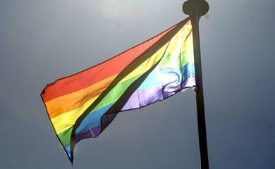 Mutirão jurídico atende público LGBTQIA+ para requalificação civil