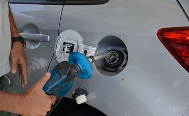 Petrobras aumenta em 8,87% preço do diesel