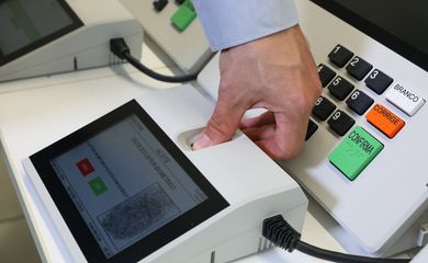 Restrições para agentes públicos começam a valer hoje