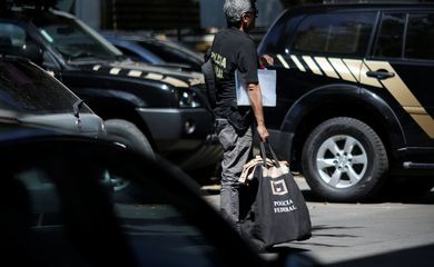 Polícia Federal combate comércio irregular de remédios