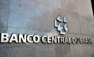 Copom diz que “não hesitará” em elevar juros caso não haja desinflação