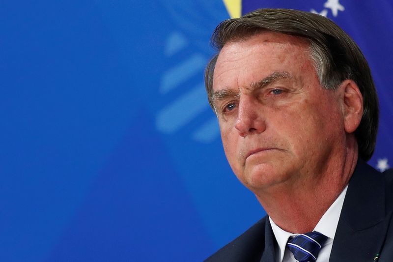 PSOL entra no STF com pedido de prisão para Bolsonaro