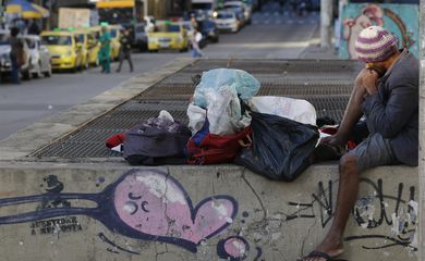 Movimentos sociais ganham assento em comitê voltado à população de rua