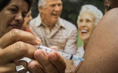 Campanha contra gripe imuniza 40% do público alvo no país