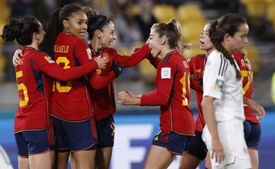 Espanha e Suíça estreiam com vitória na Copa do Mundo Feminina