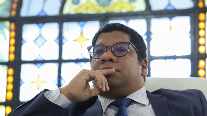 Risco de invasão de Cuba pelos EUA é real, avalia embaixador