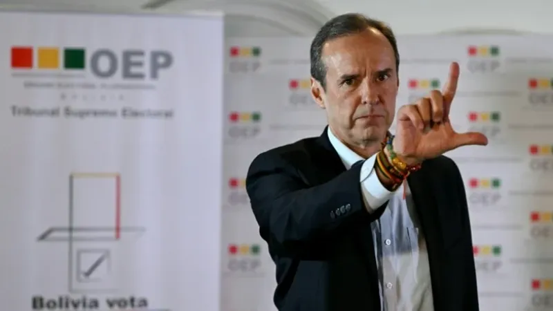 Bolívia vai às urnas para 2º turno neste domingo em busca de saída para crise