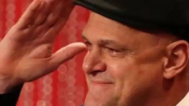 Oscar Schmidt é cremado em cerimônia reservada