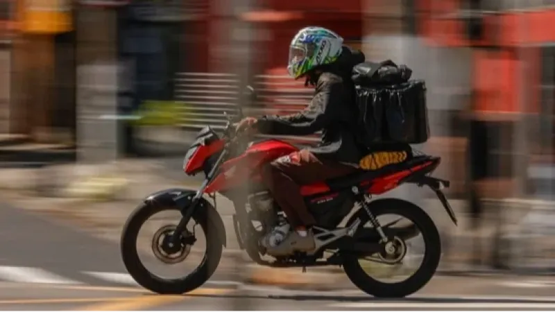 CNH grátis em SP: novo programa zera custos para motoboys e motoristas profissionais