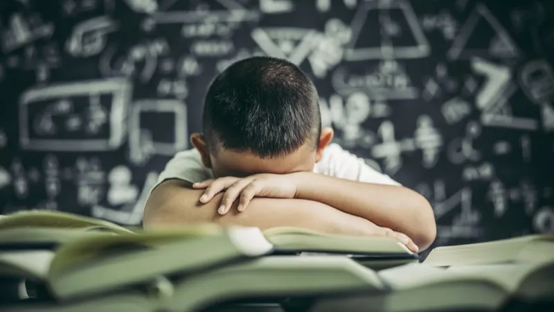 Problemas de visão e audição podem prejudicar a aprendizagem sem que pais e professores percebam