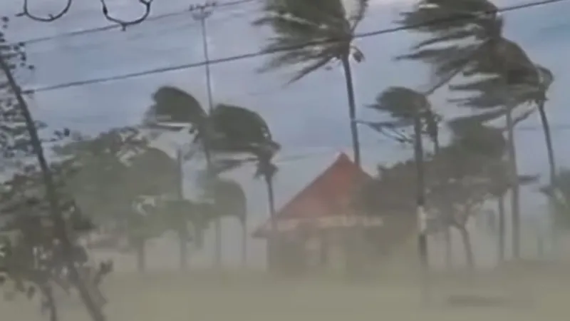 Cidade de Santos, no litoral de São Paulo, registra ventos de 109 km/h