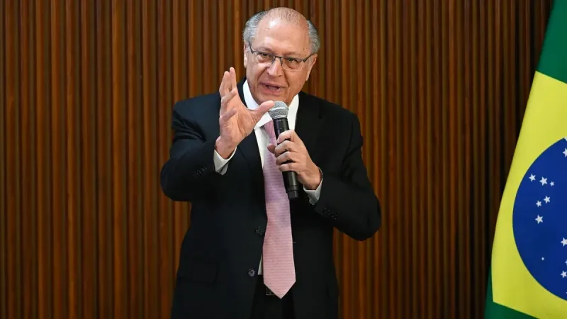 Recuo de Trump foi positivo e vamos procurar novos cortes, diz Alckmin