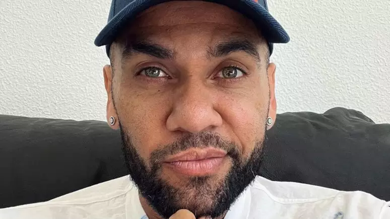 Entenda os boatos sobre morte do jogador Daniel Alves na prisão