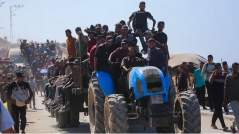 Israel encerra ofensiva em Gaza e palestinos começam a retornar às suas casas