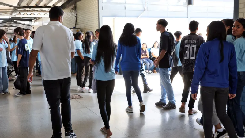 Enem 2026: estudante do Pé-de-Meia é isento da taxa de inscrição