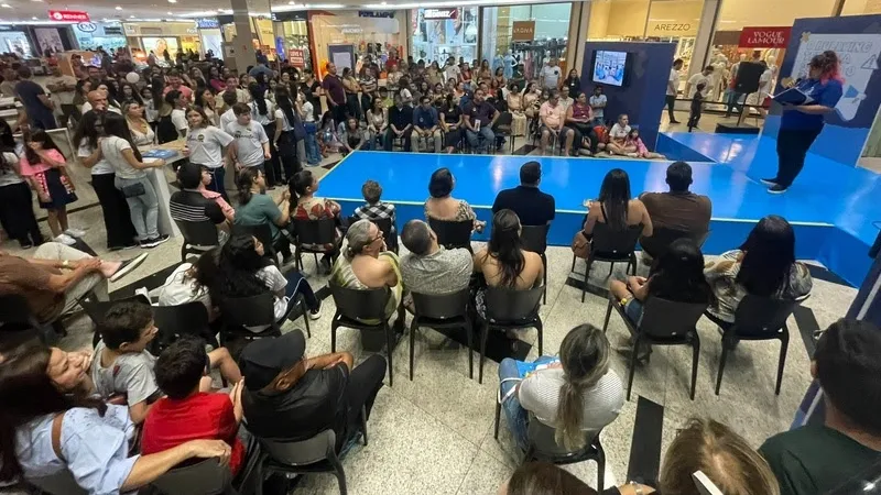 Colégio Marista promove ação no Maceió Shopping em alusão ao Dia Mundial de Combate ao Bullying