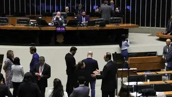 Taxação de 10% dos mais ricos avança na Câmara