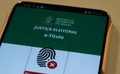 Eleitor precisa baixar e-Título até hoje