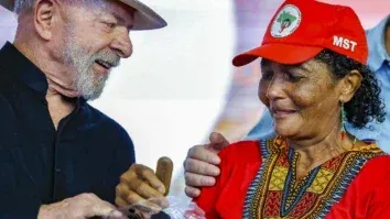 Lula confirma “tour” pelo Brasil: “Vou fazer política”