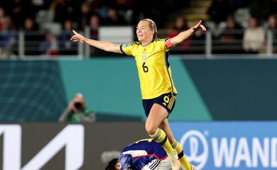 Suécia derrota Japão para manter vivo o sonho de título na Copa