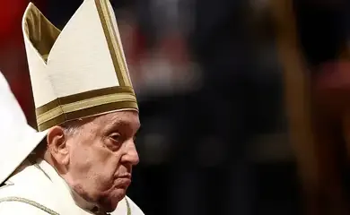 Papa Francisco teve noite tranquila no hospital