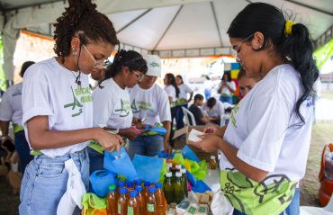 Autarquia de Limpeza Urbana leva educação ambiental e lazer aos moradores do Salvador Lyra
