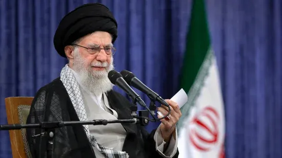Aiatolá Khamenei adverte que Israel enfrenta um destino ‘amargo e doloroso’