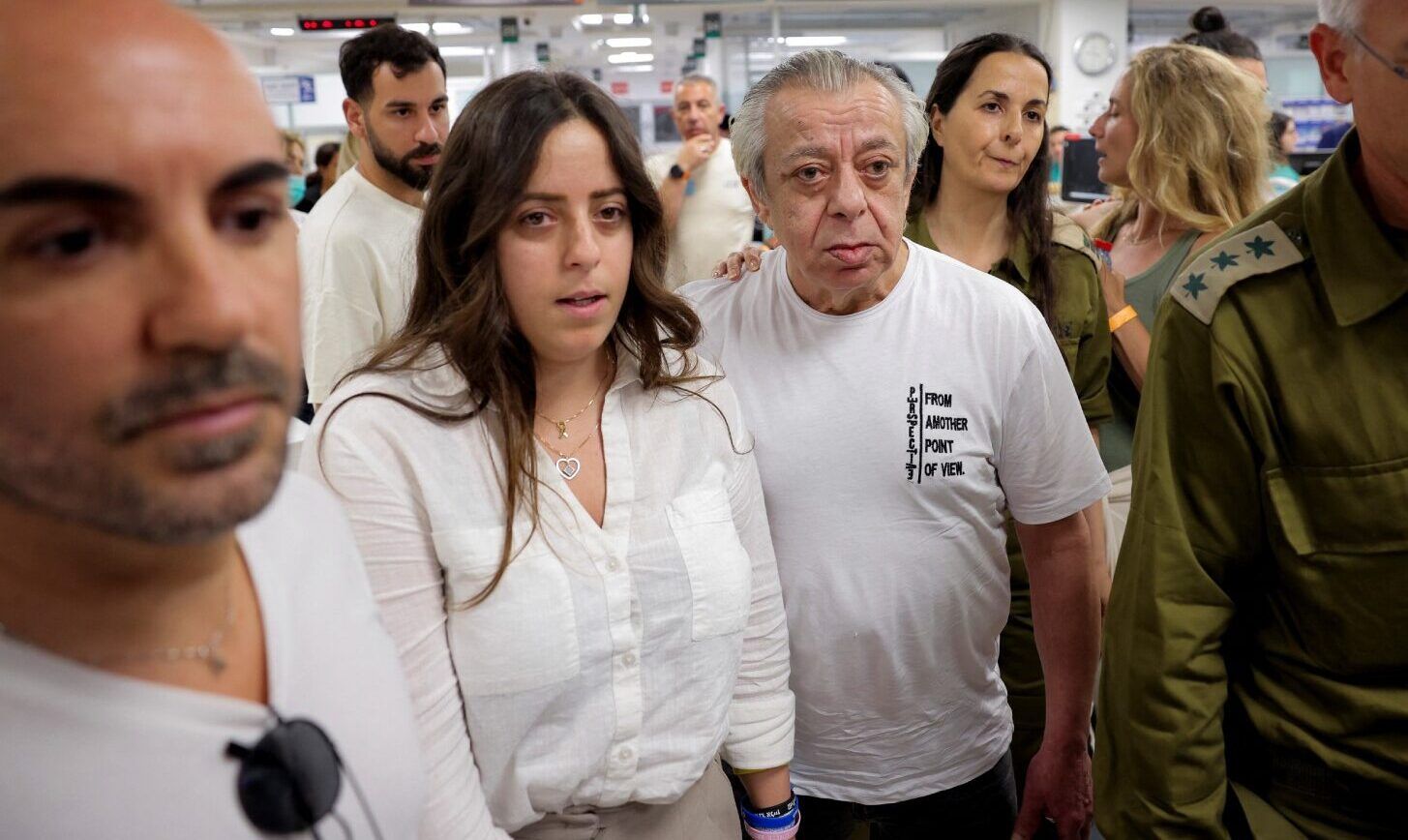 Exército de Israel resgata 4 reféns vivos na Faixa de Gaza