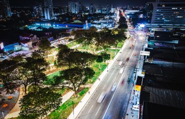 Investimento recorde em iluminação gera economia para Maceió e favorece moradores