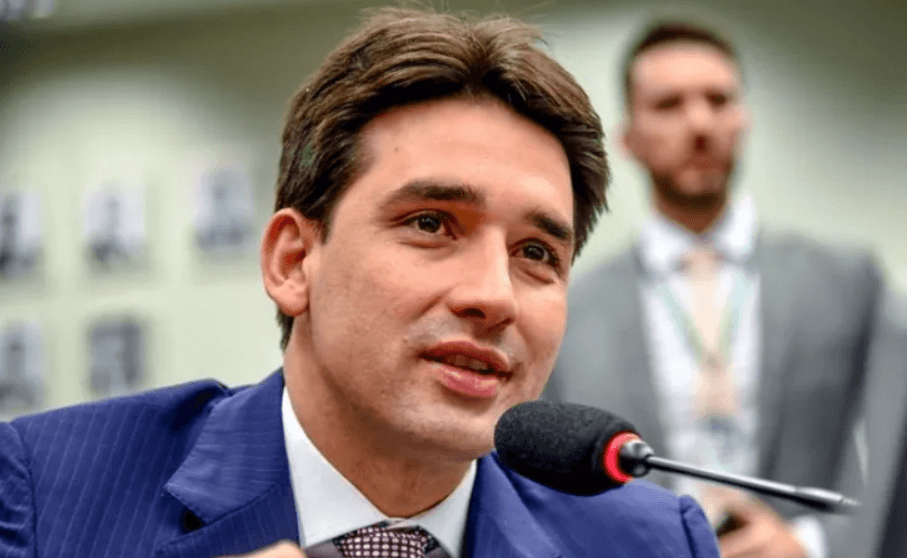 Ministro de Portos e Aeroportos diz que apagão cibernético não afeta operações no Brasil