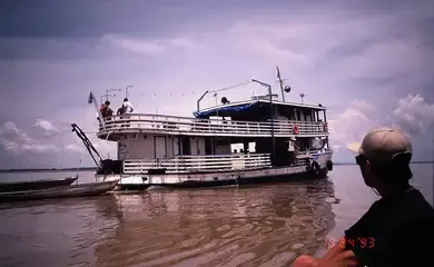 Pesquisadores fazem expedição em busca de peixes-elétricos na Amazônia
